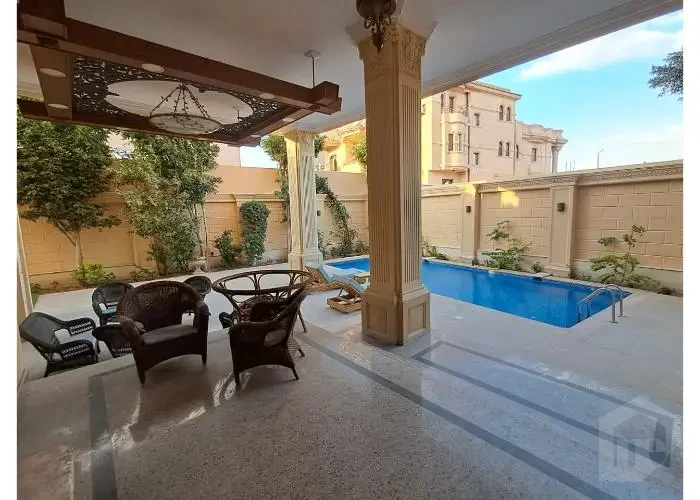 فيلا مستقله للأيجار في التجمع الخامس