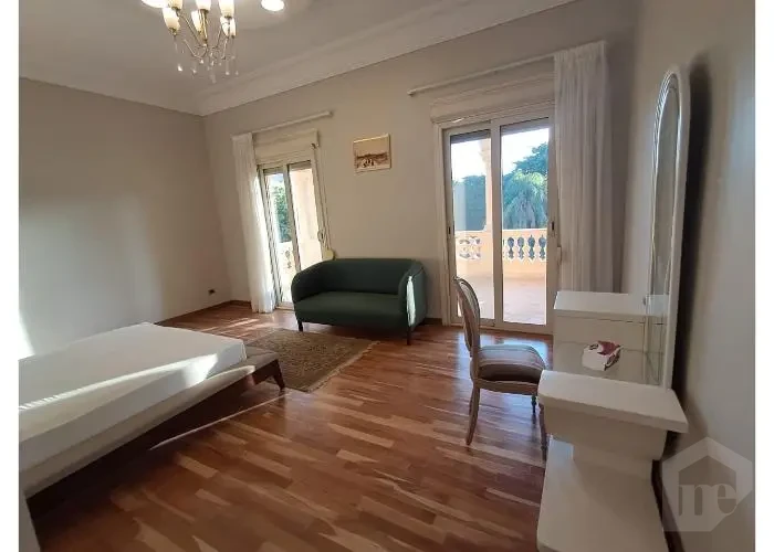 للأيجار في غرب الجولف