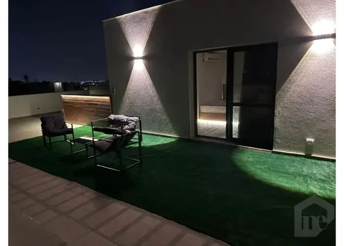 شقه للأيجار في ايستاون