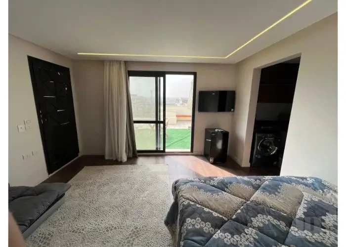 شقه مفروشه للأيجار في ايستاون