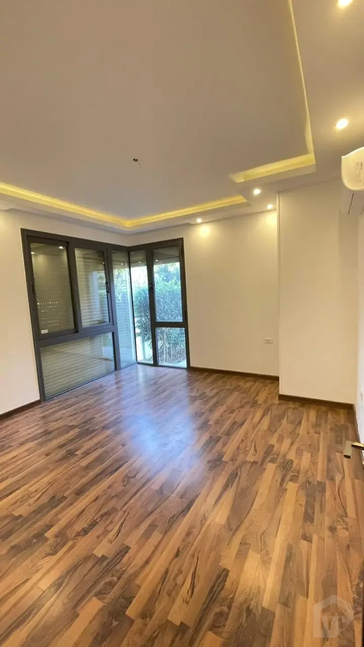 شقة 191 متر للايجار في ايست تاون  تشطيب سوبر لوكس