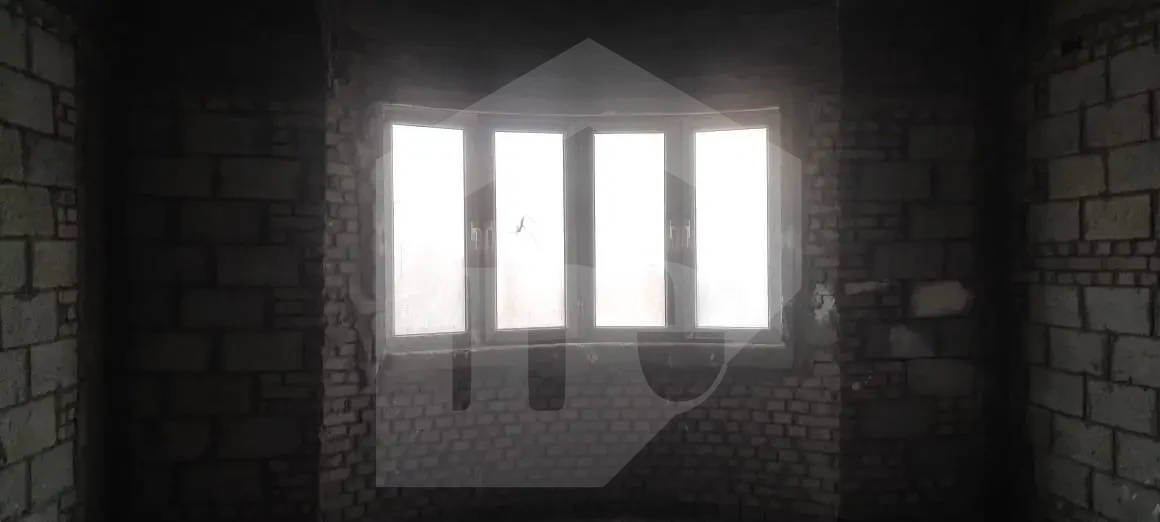 فيلا بحديقة للبيع في ماونتن فيو هايد بارك