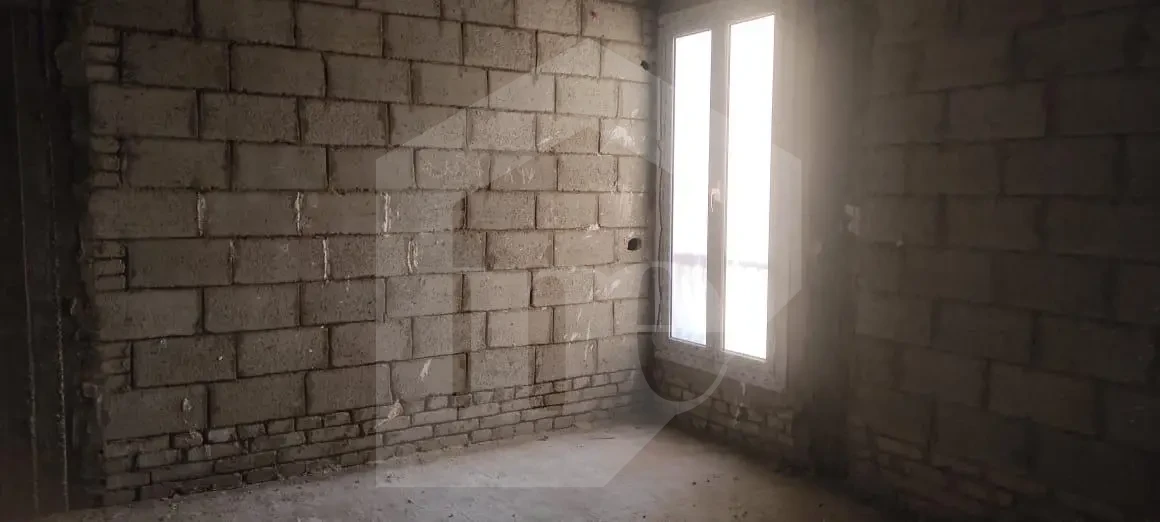 فيلا بحديقة للبيع في ماونتن فيو هايد بارك