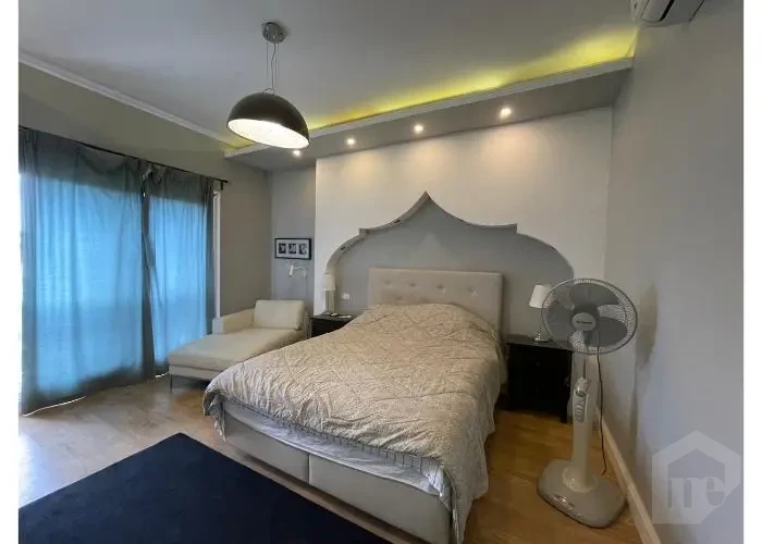 For Rent In Fifth Square