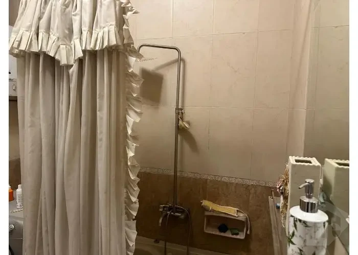 شقه 3 غرف للأيجار في غرب الجولف