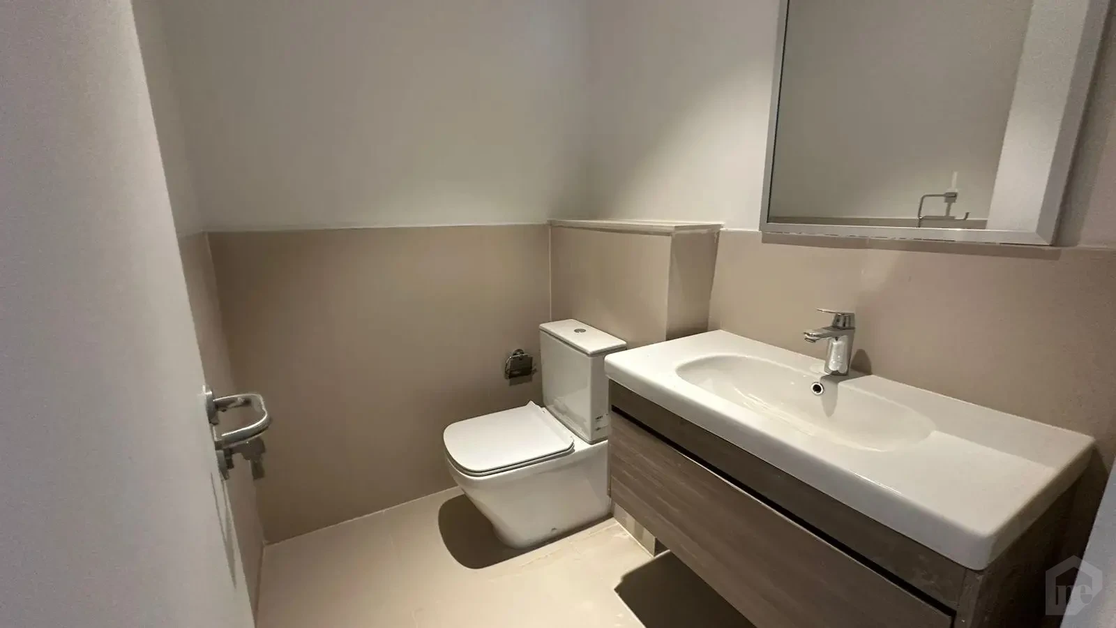 شقة ميفيدا للإيجار