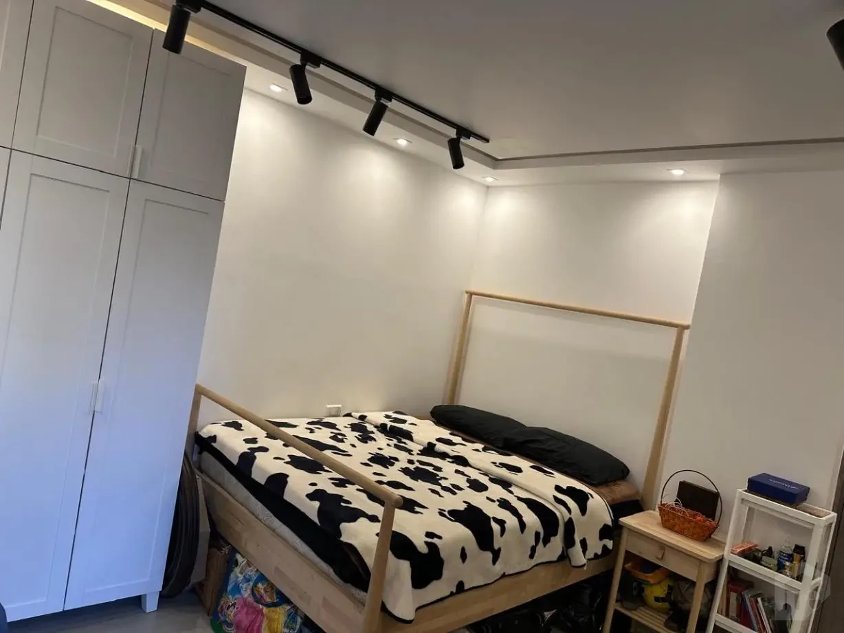 Ground Floor Apartment with Garden for Sale in Stone Residence