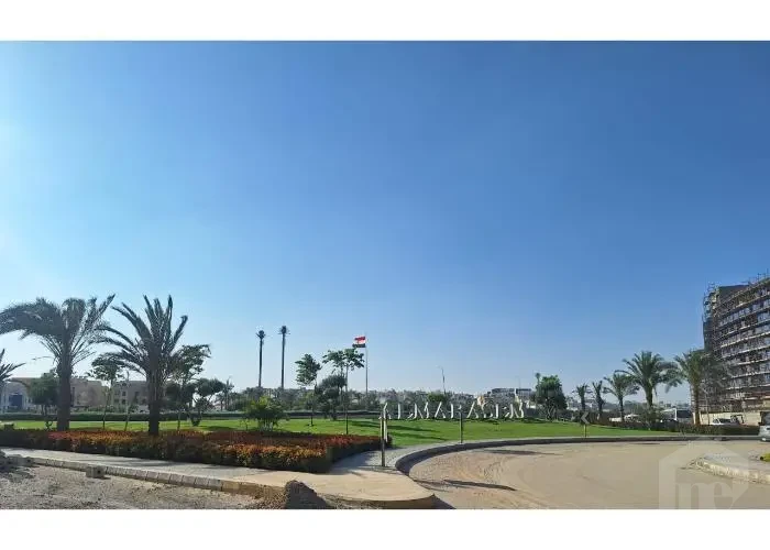 For Sale In Fifth Square