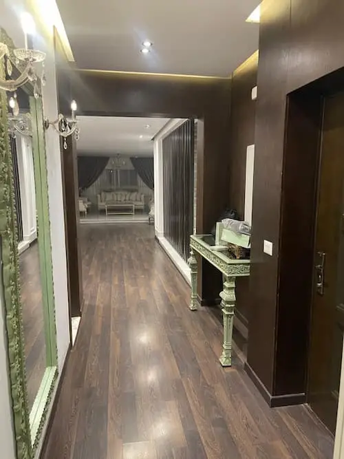 آي فيلا فاخرة بتراس على السطح