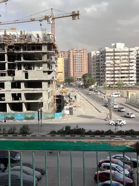 شقة فاخرة للإيجار في موقع متميز بمدينة نصر