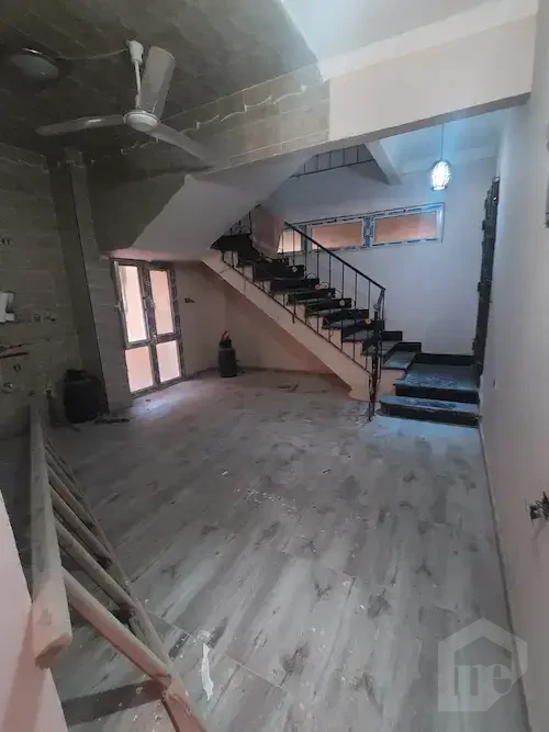 Prime Location Duplex near 90 Street & Rehab Bridge
