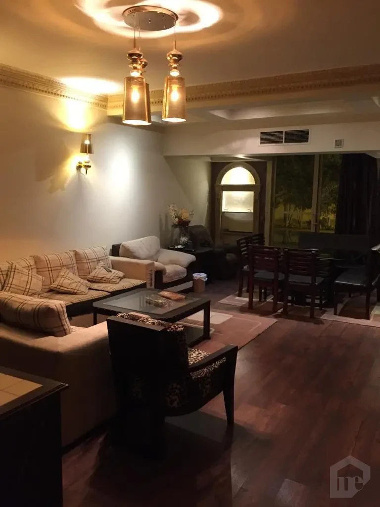 Prestigious Standalone Villa with 5 Master Bedrooms – El Safwa