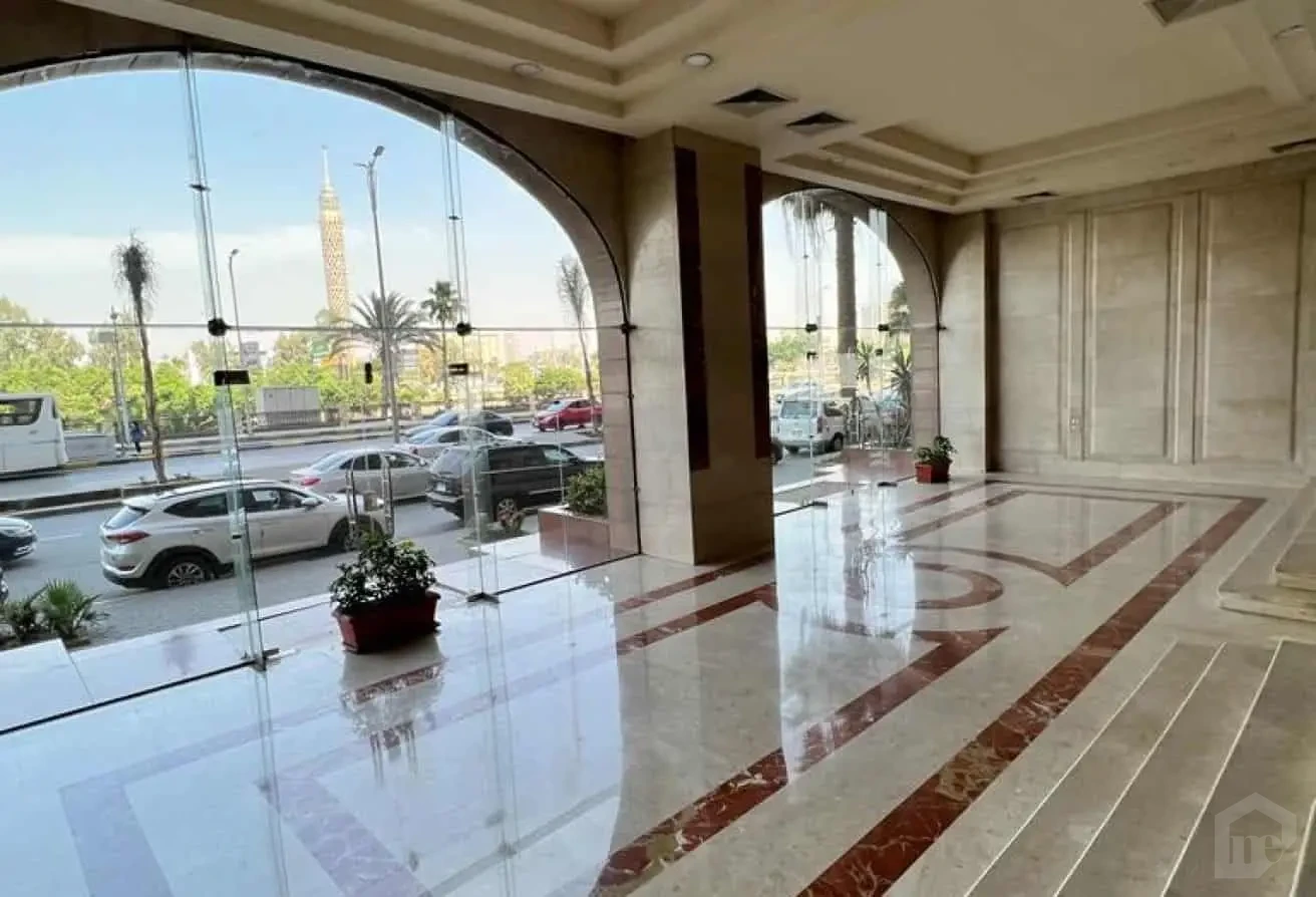 شقة Luxury مفروشة بالكامل للبيع بإطلالة نيلية مميزة