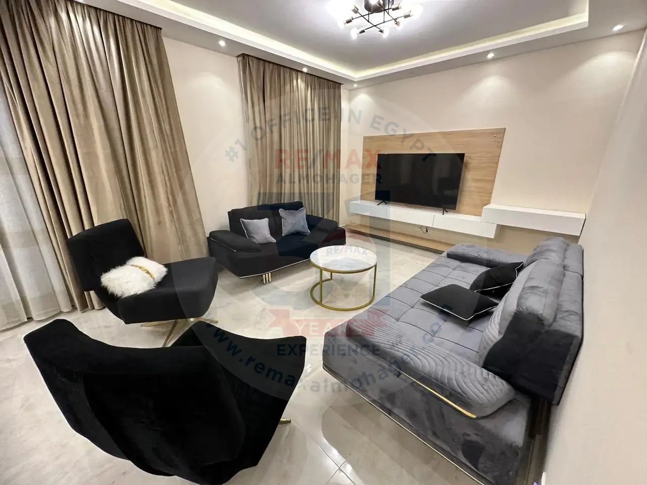 Luxury Furnished Apartment For Rent With Appliances & A/C's In Westown