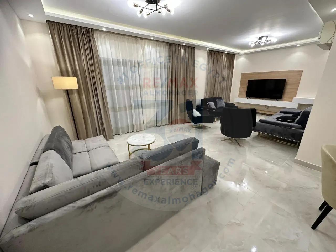 Luxury Furnished Apartment For Rent With Appliances & A/C's In Westown