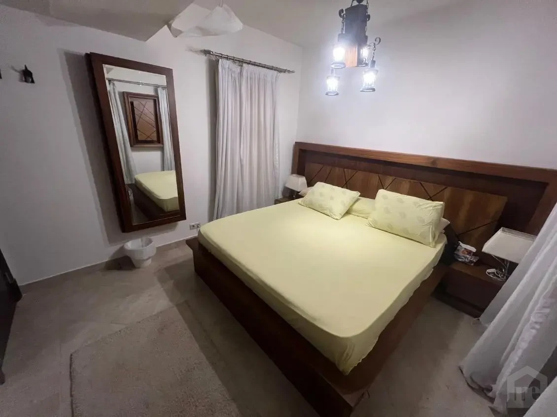luxury villa daily rental Isola