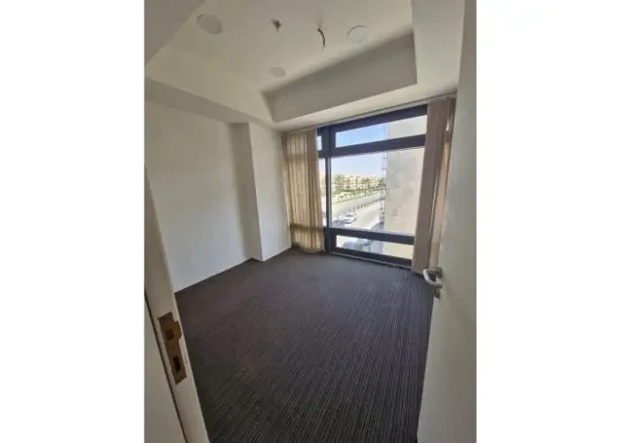 3 Phase electricity medical building