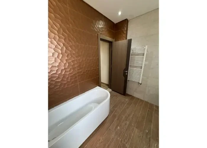 فيلا للأيجار في القاهره الجديده