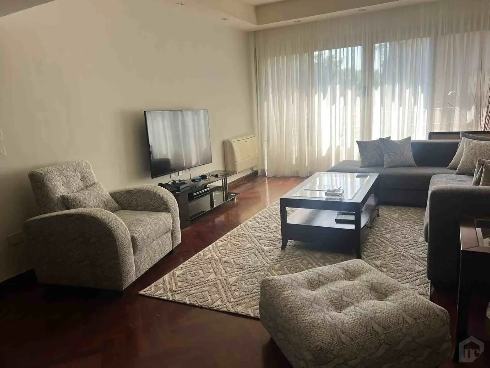 modern-fully-furnished-apartment-for-rent-zamalek-mohamed-mazhar-street-modern-furniture-prim-L9104