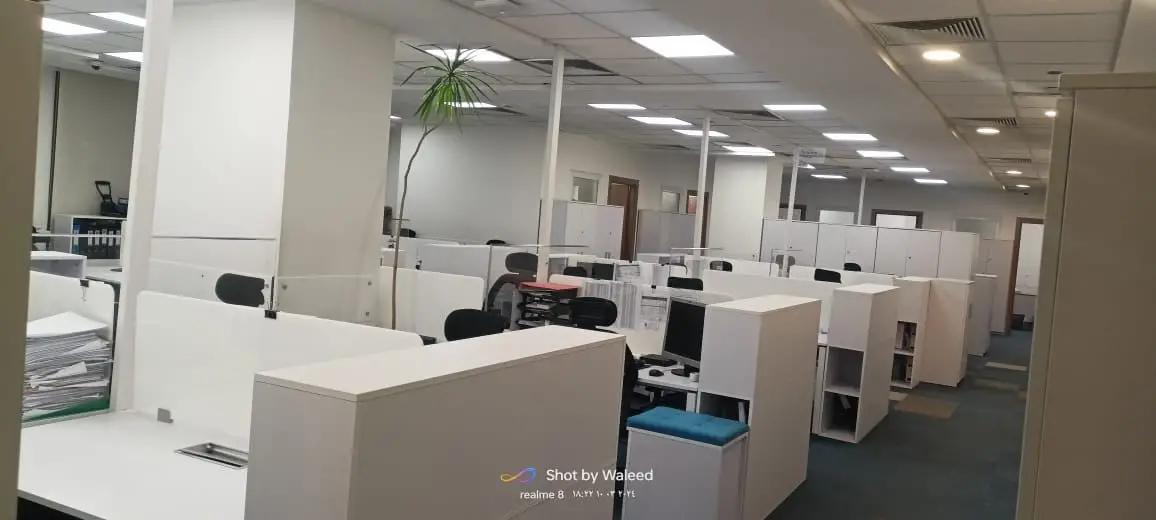 Office for rent in South 90th Street, furnished