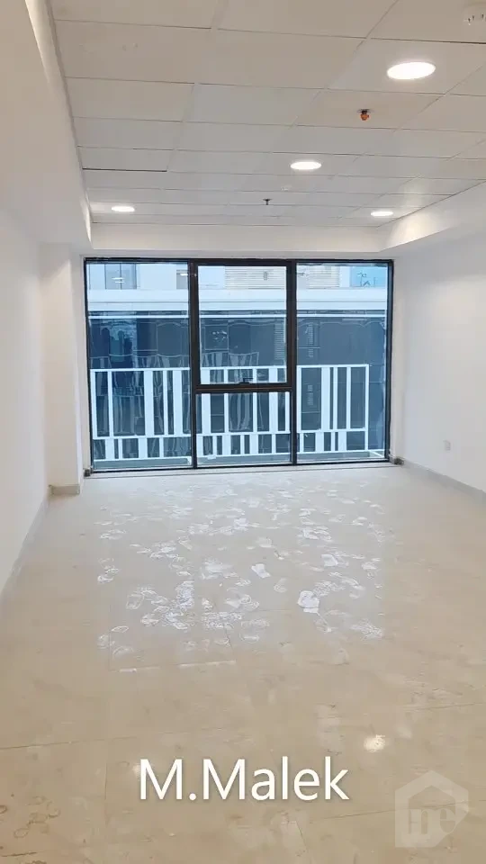 مكتب بتشطيب كامل وفيو مفتوح في أرقى موقع