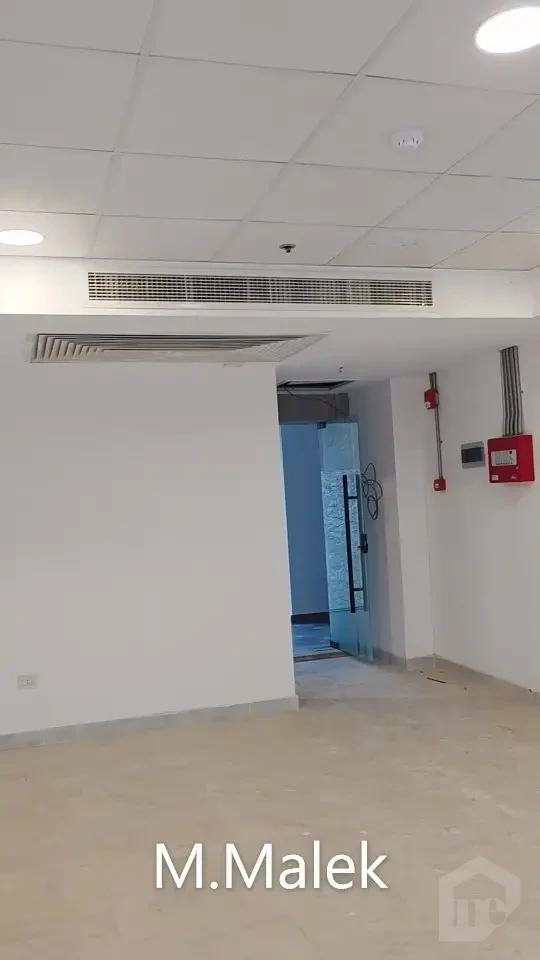 مكتب بتشطيب كامل وفيو مفتوح في أرقى موقع