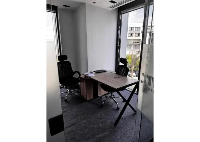 مكتب لأيجار في التجمع الخامس