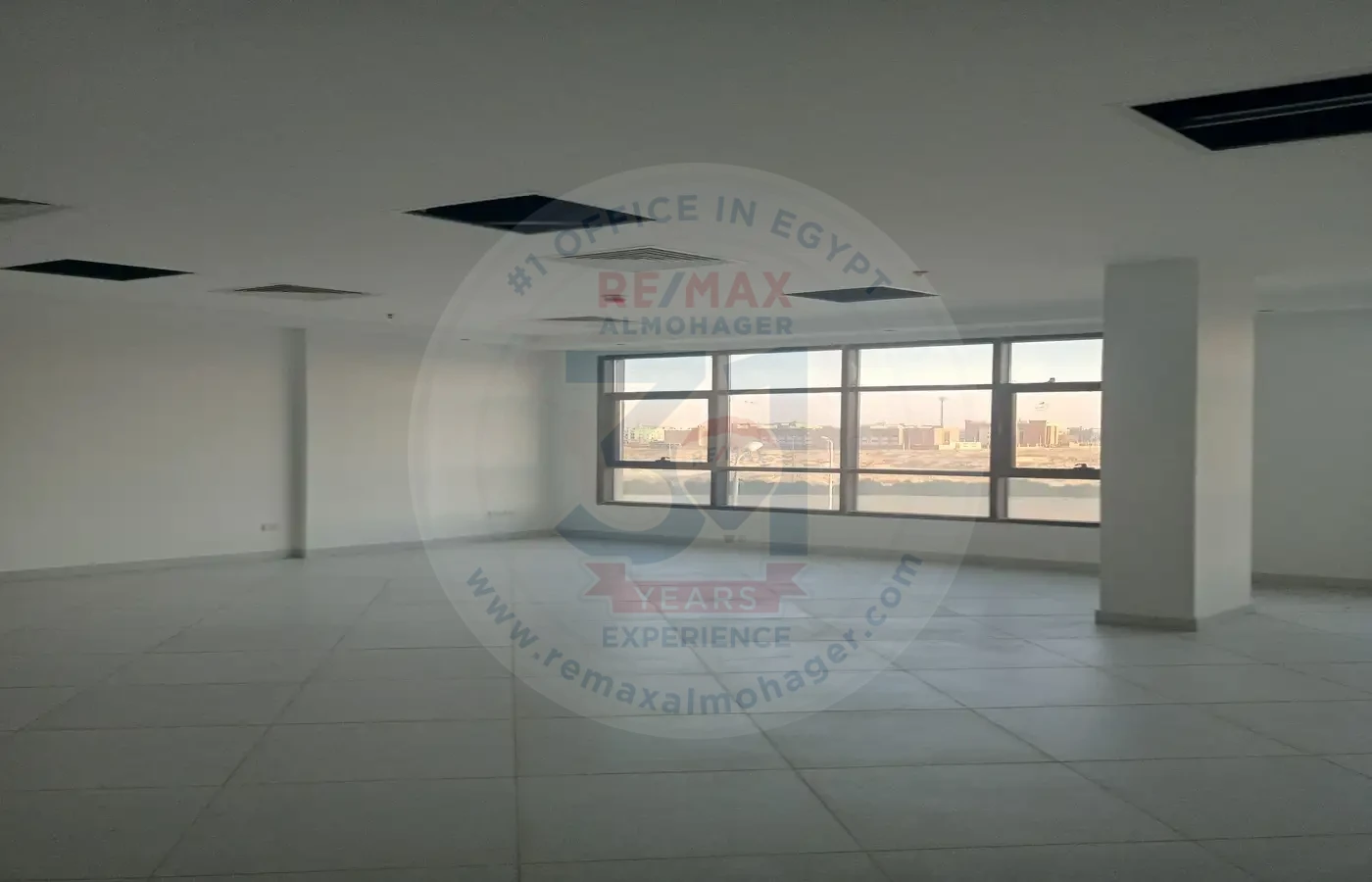 Distinctive office for rent in New Cairo