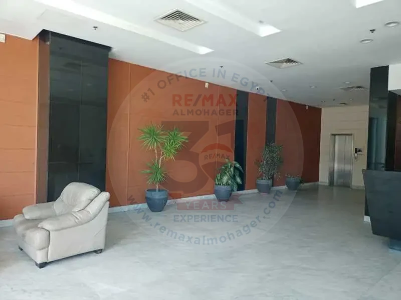 Office for rent in South Teseen Street, 907m