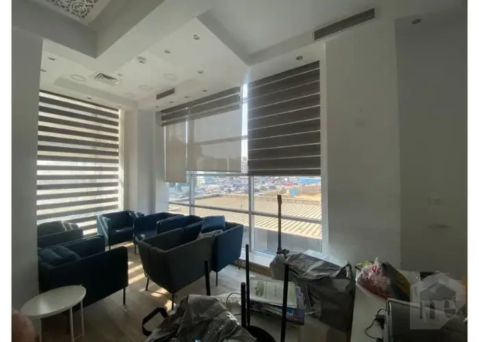 مكتب للأيجار في توب 90