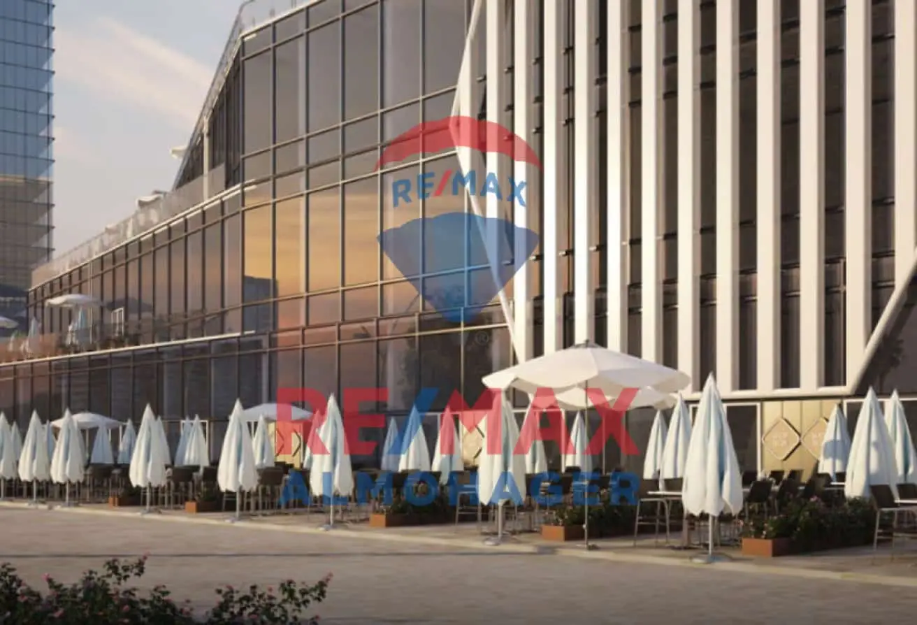 Outstanding Retail Space for Sale in Taj Tower!