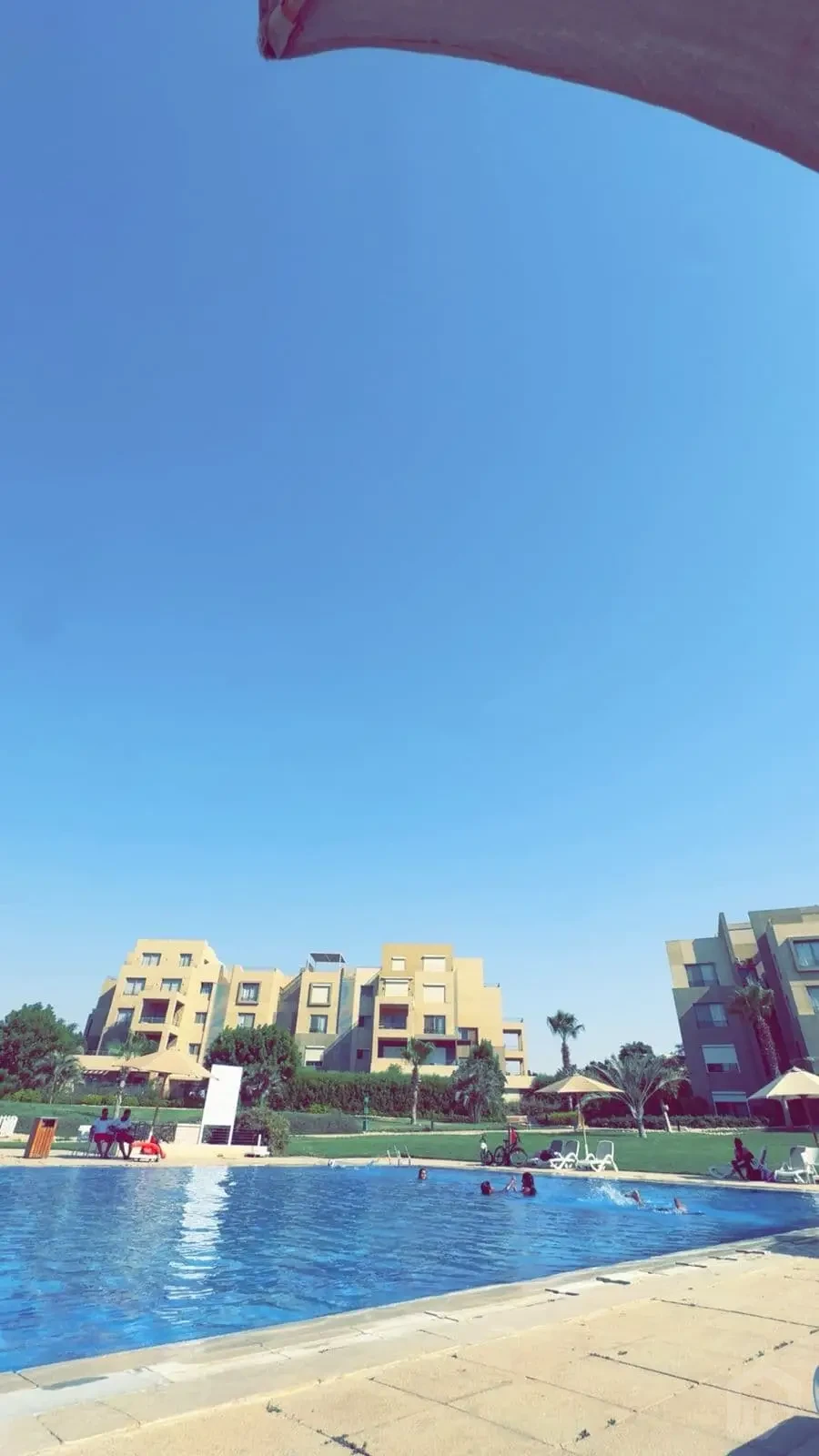 معروض للايجار بينتهاوس بسعر مميز