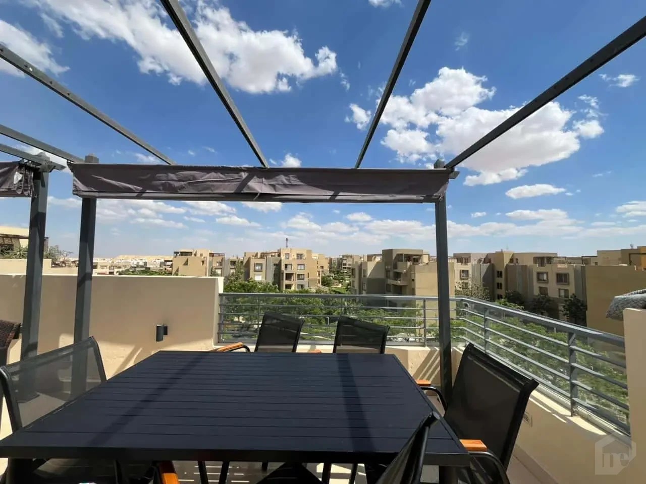 بينتهاوس متشطب للايجار بالفرش والاجهزه كامله لم تستعمل