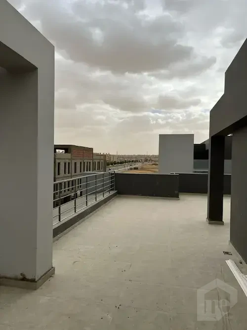 للإيجار – بنتهاوس في الباتيو كاسا لاڤيستا الشروق