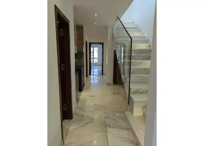 Penthouse For Sale In Mountain View Hyde Park