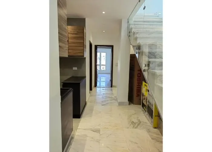 Penthouse 167 SQM For Sale In Mountain View Hyde Park