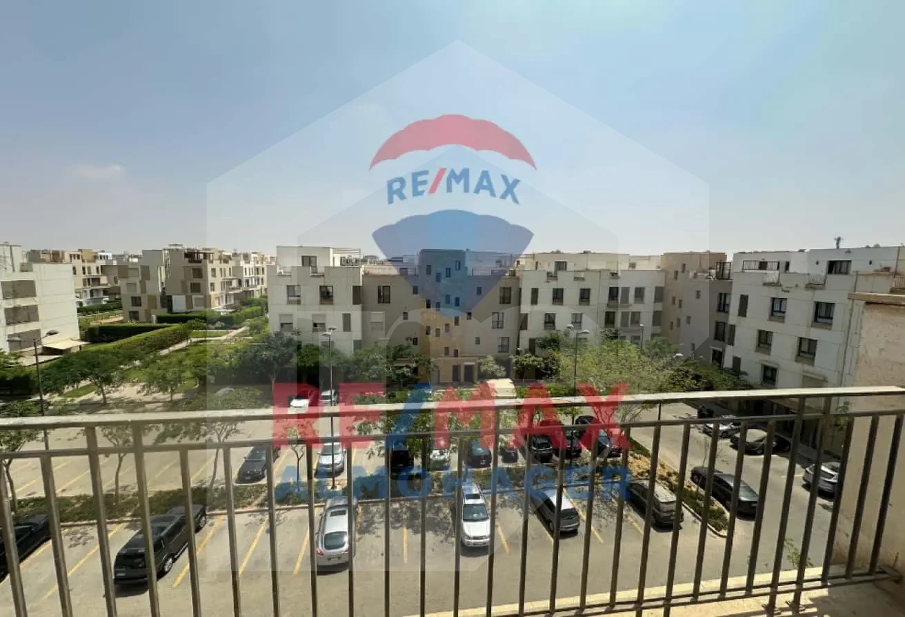 Penthouse for Sale in West Town with Open View of Sodic Strip Mall - Semi-Finished