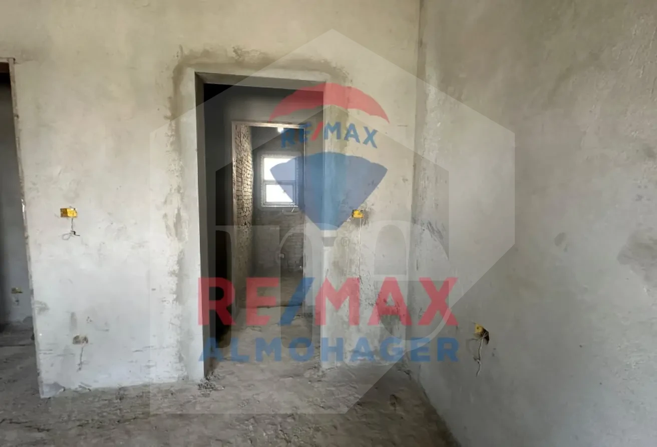 West Town Premium Penthouse with Unobstructed Mall Views