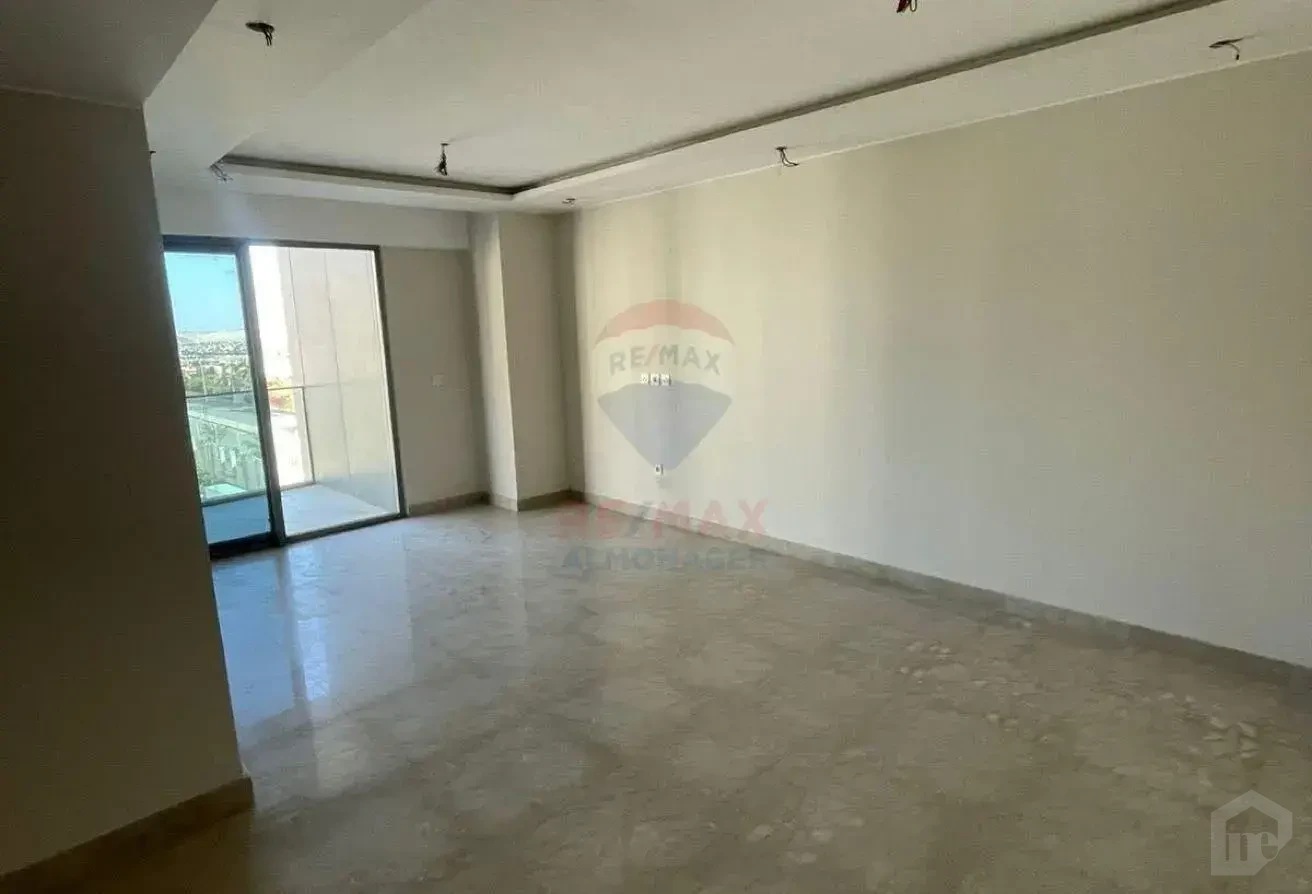 شقة راقية بالمطبخ والتكييفات | أبراج ZED