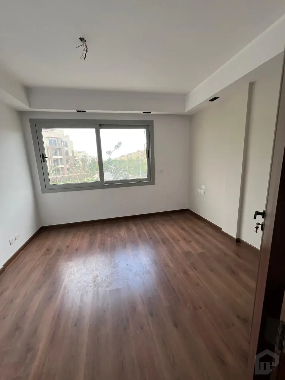 تاون هاوس للبيع داخل كمبوند متكامل الخدمات