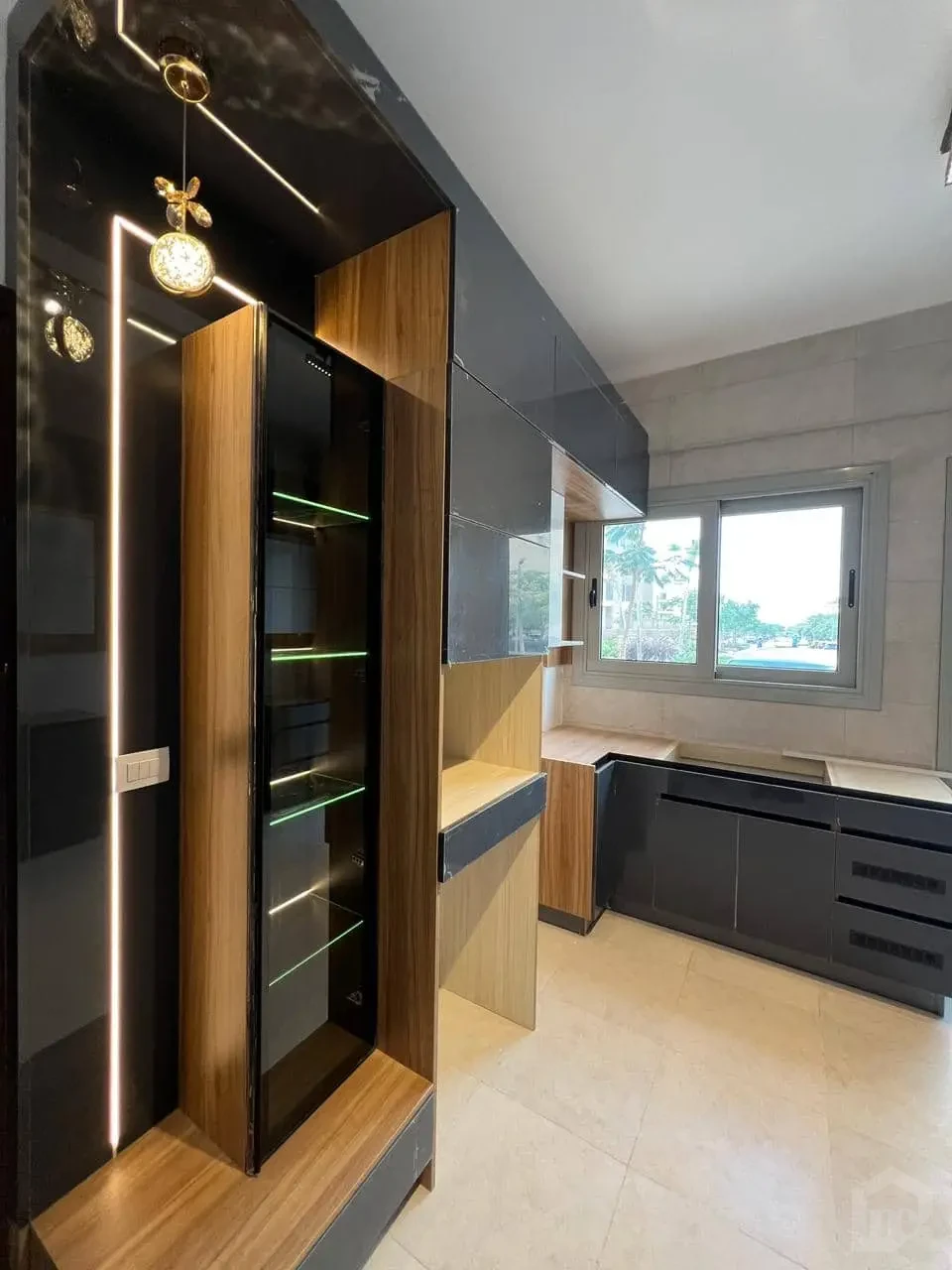 تاون هاوس معروض للبيع متشطب