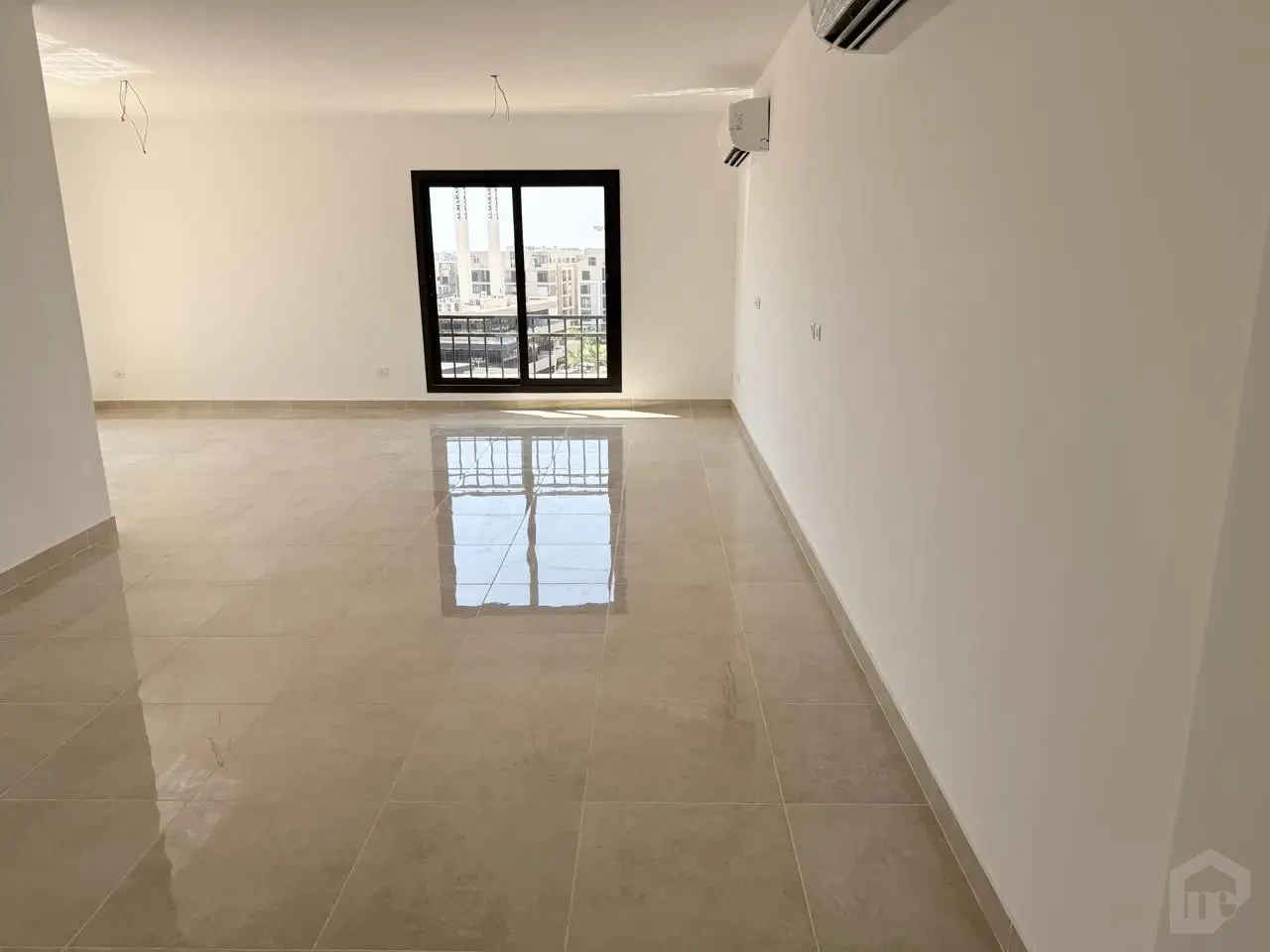 بنتهاوس 3 غرف نوم مع روف خاص للبيع