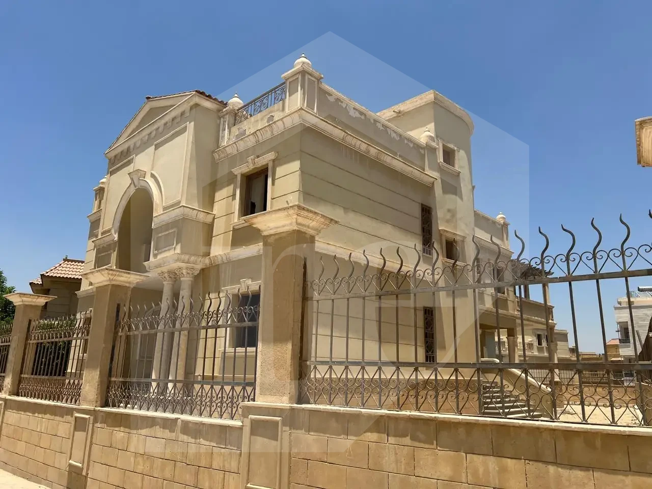 Private villa for sale in Ganate Compound, New Cairo