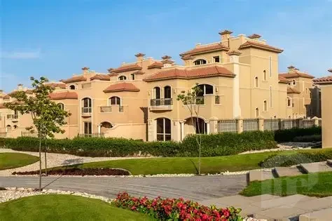 Ready-to-Move Townhouse for Sale in La Vista City - New Capital