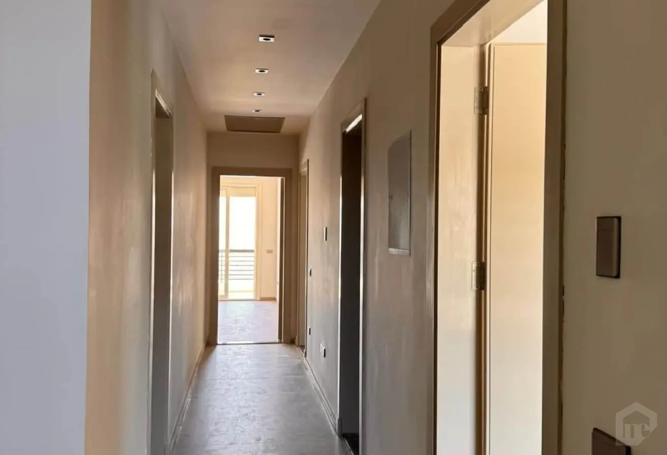 Great Opportunity: Twin House for Rent in Gold Cliff with Elegant Design