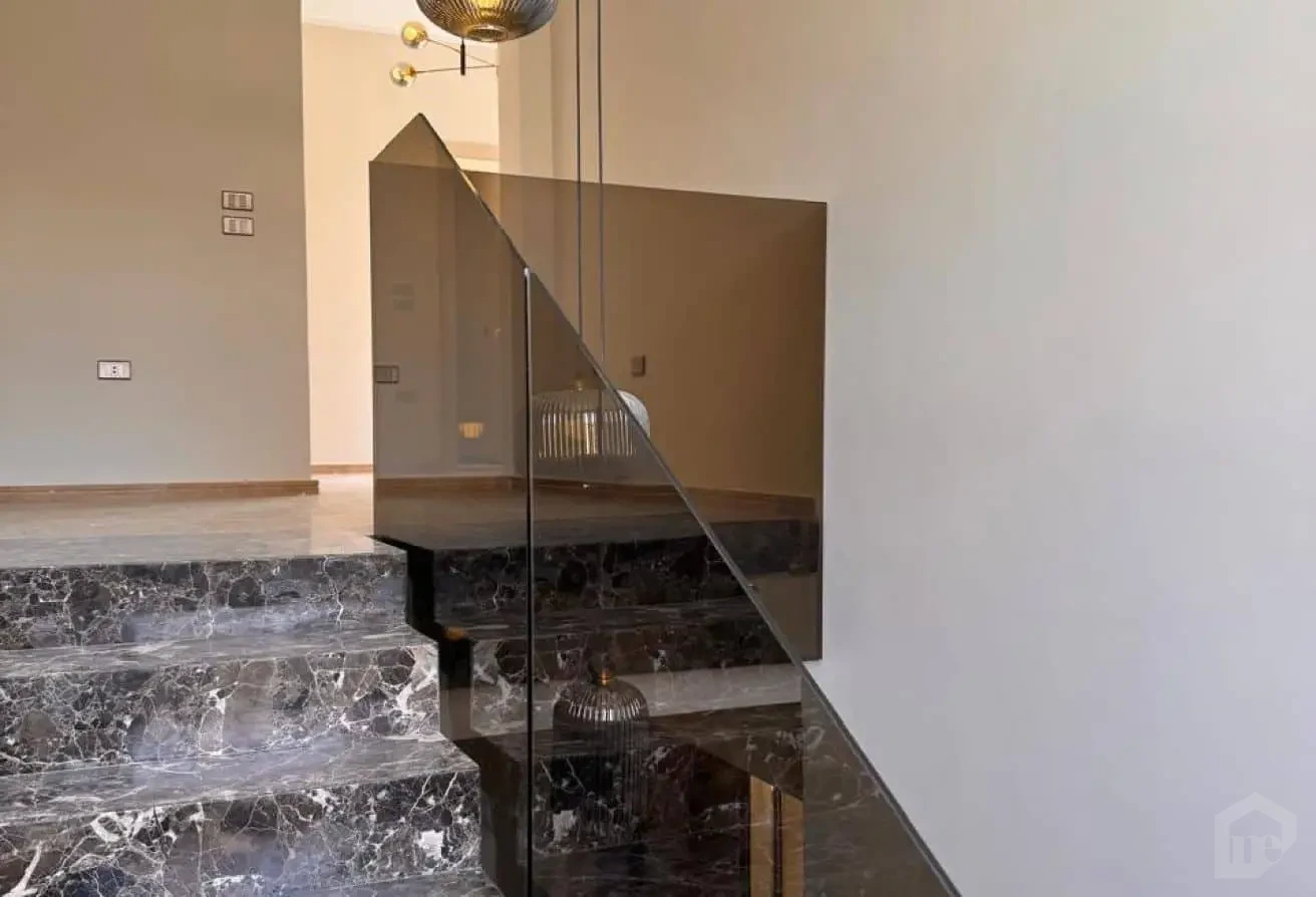 Enjoy Luxury Living: Twin House for Rent in Gold Cliff – Vibrant Location