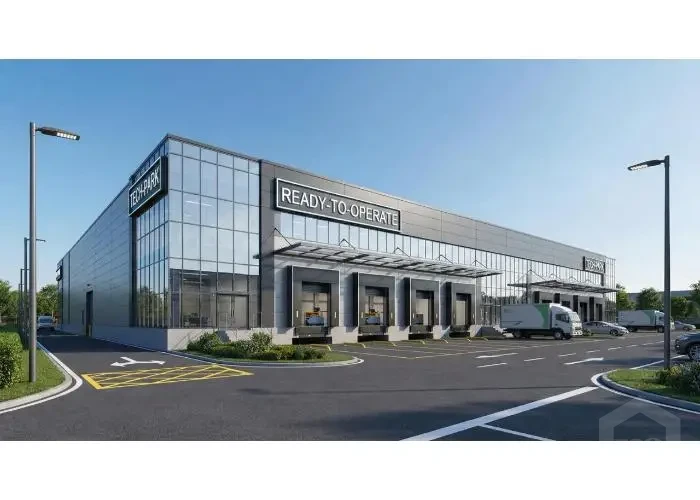 أرض صناعية بمرافق كاملة