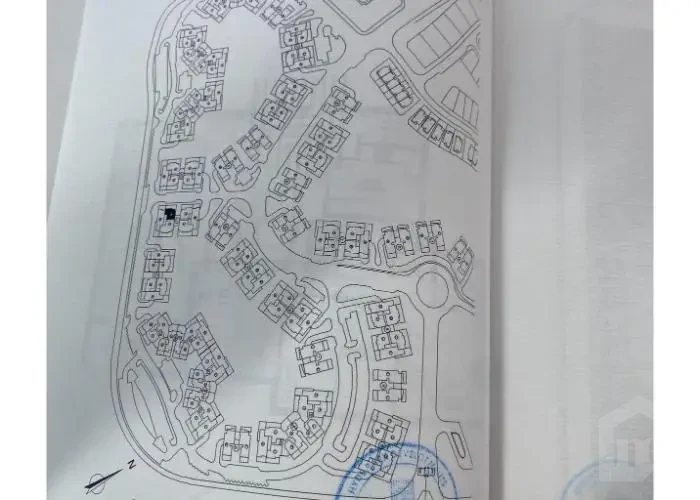 شقه للبيع بالمطبخ والتكيفات في هايد بارك