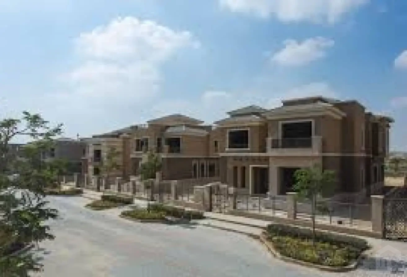 Own a Semi-Finished Townhouse in First District – New Giza
