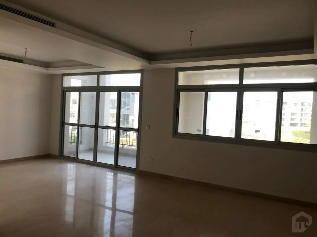 شقة 3 غرف نصف مفروشة للإيجار في كايرو فستيفال سيتي – Festival Living